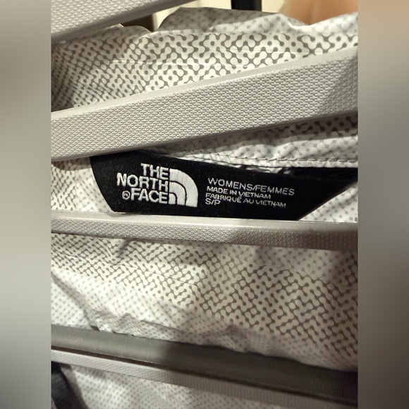 The North Face Rain Jacket - Picture 4 of 5